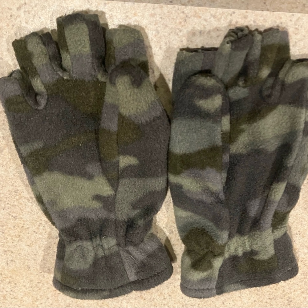 Kids Cat & Jack winter fleece pullover cap OSFM and gloves/mittens - Picture 8 of 8